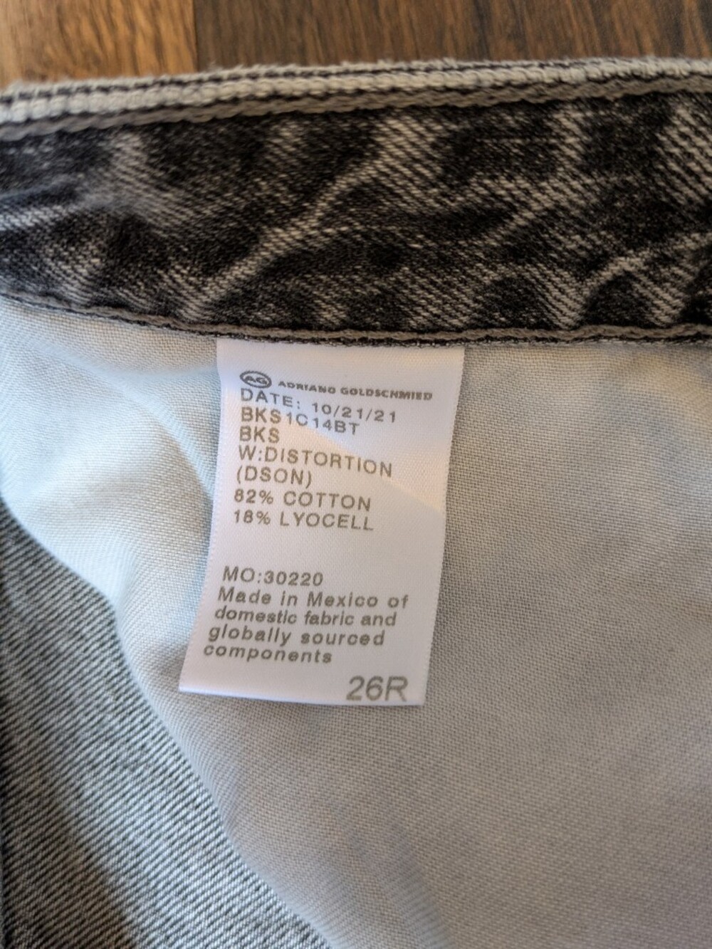 AG Adriano Goldschmied Clove 26 Relaxed Vintage Straight Jeans Grey Acid NWOT - Picture 5 of 8